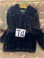 Ladies fur coat Auction size Black