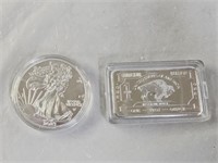 Replica Silver Plated Walking Liberty Coin & Bar