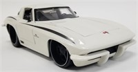 Jada Toys 1963 Corvette Stingray 1:18 Die Cast