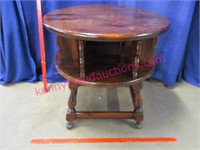 ethan allen pine "old tavern" rotating lamp table