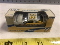 1/64 cub cadet die cast car #66