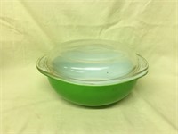 Pyrex BRIGHT GREEN Round Casserole Dish w Lid