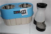 Cat or Dog Feeder (U240B)