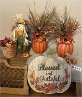 AUTUMN DECOR