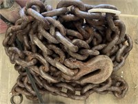 Length of 3/8” chain with hooks.