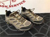 Merrell Men’s 9 Hiking Lace Up Shoes Vibram