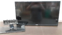 Samsung 32" Flat Screen TV w/ Wall Mount