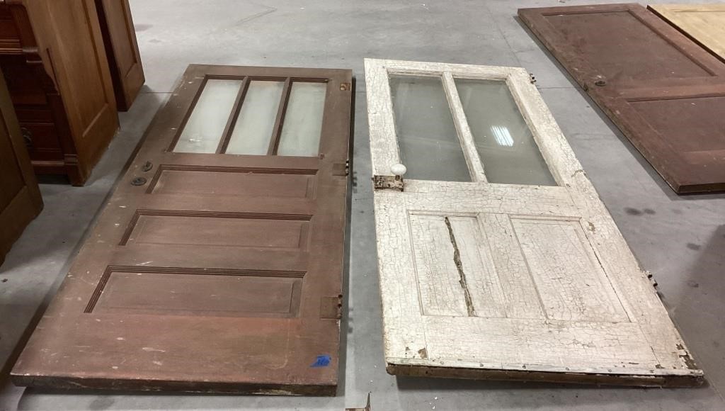 2- Wood doors w/windows-one w/key
32 x 79.5