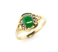 Jade and yellow gold ring