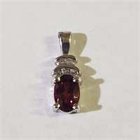 $1600 10K  Garnet(0.5ct) Diamond(0.08ct) Pendant