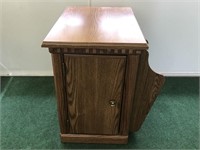 HARDWOOD MAGAZINE CABINET