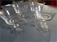 4 Clear glass champagne/sherbet glasses 4 5/8"tx
