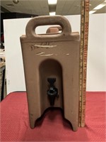 Cambro 2 1/2 gal. Beverage