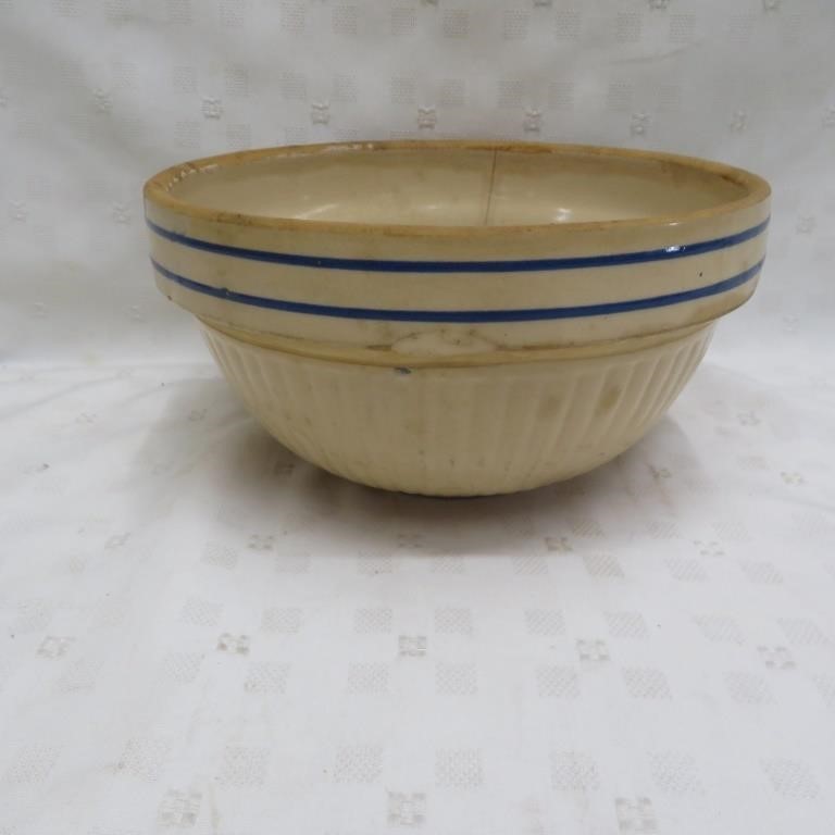 Crock Bowl - Interior Damage - Vintage