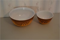 2 Piece PYREX Mixing Bowl Set