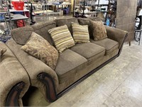 VERY NICE SOFA & LOVESEAT CLEAN