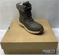 Sz 7 Ladies UGG Waterproof Boots - NEW $300