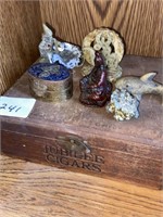 Small figurines and cigar box
