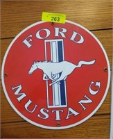 ENAMEL MUSTANG 12” BADGE