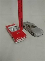 2 collectible model cars Porsche and Thunderbird