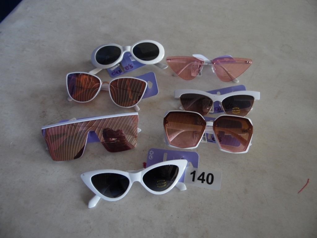 GROUP OF 7 PAIRS OF SUNGLASSES