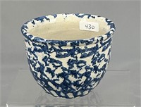 Stoneware blue sponge custard cup