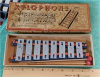 ANTIQUE TOY XYLOPHONE WITH BOX & STICKS
