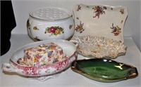 Quantity of English ceramics