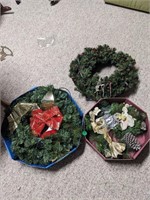 Holiday Wreaths Lot  (Back Room)