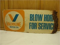 VALVOLINE Blow Horn For Service Sign