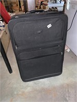 LARGE SUITCASE