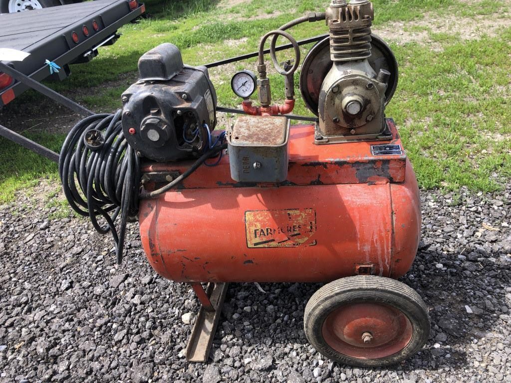 Farmcrest Air-O-Matic Small Air Compressor