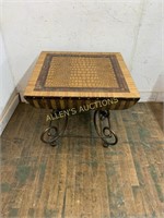 REPTILE LIKE  SKIN INSERT END TABLE