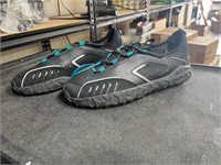 Men's Adidas atric23 HP6569 size 11
