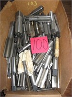 VERY LARGE TRAY OF MACHINIST  THREADER'S (TAPS)