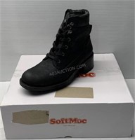 Sz 39 Ladies Soft Moc Boots - NEW $120