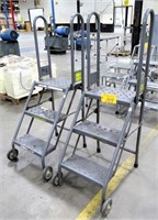 (2) PORTABLE AIRCRAFT LADDERS 3'
