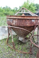 GAR-BRO CONCRETE HOPPER