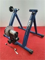 MAG TRAINER STATIONARY BIKE EXERCISE STAND