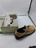 Max collection size 8.5 camel shoes