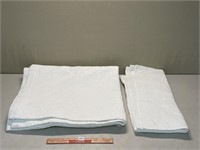 NICE BED COVER 72 X 89 WITH TWO PILLOW CASES