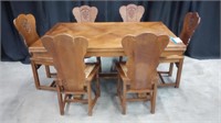 ANTIQUE OAK TABLE AND 6 CHAIRS