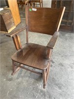Wooden rocking chair
Needs work