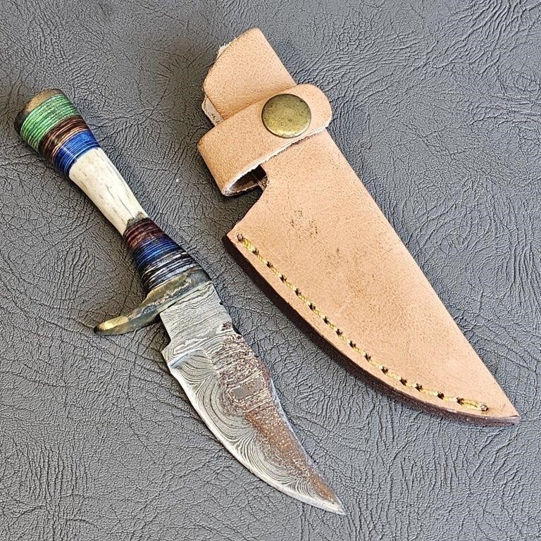 Damascus Knife with Leather Sheath