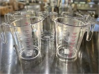 Bid X5 4-Quart Clear Measuring Cups
