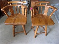 2 oak swivel bar stools 24" seat height