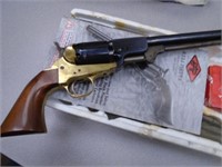 NAVY ARMS BLACK POWDER GUN 36 CAL  SER# 460304