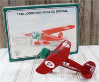 Conoco 1932 Lockheed Vega 5c Special Bank