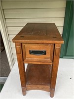 Oak end table with drawer, 13”x22”x24”