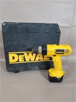 DEWALT DW927 Cordless Drill 3/8" VSR 12V w/ Case,